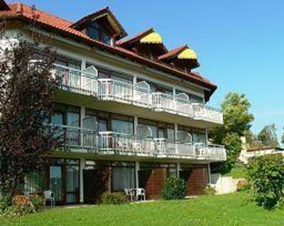 фото отеля Hotel Garni Reulein
