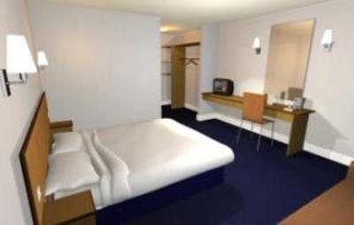 фото отеля Travelodge Hotel Staines
