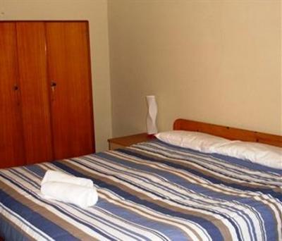 фото отеля Rail Carriages & Farm Cottages Quindalup