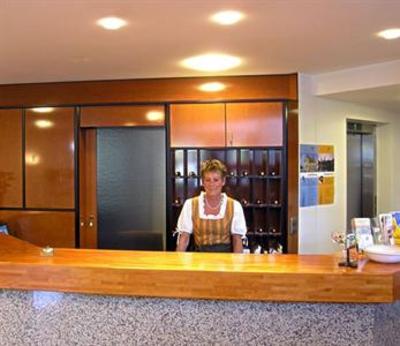 фото отеля Hotel Restaurant Gasthof zur Post