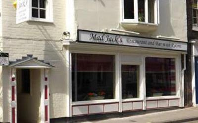 фото отеля Mad Jacks Bar And Restaurant With Rooms