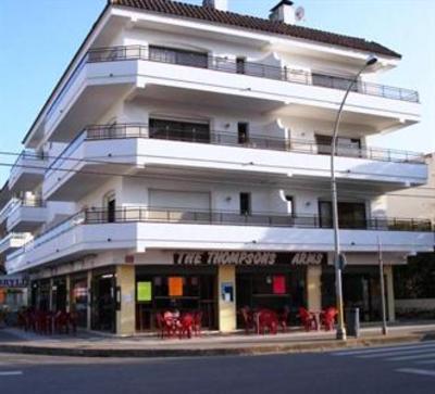 фото отеля Eolo Apartamentos Torroella de Montgri