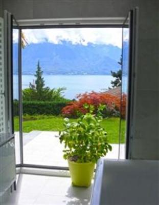 фото отеля A Room With A View Bed and Breakfast Montreux