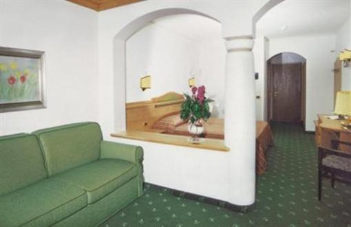 фото отеля Hotel Ambassador