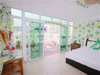 фото отеля Sanya Simple Love Sea View Hostel