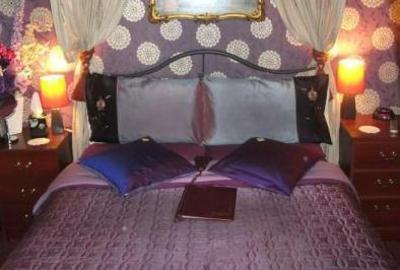 фото отеля Medieval Lodge Bed & Breakfast