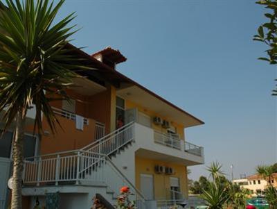 фото отеля Hotel Estelle