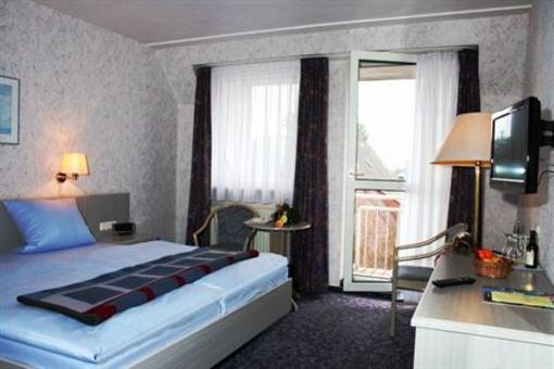 фото отеля Hotel Kamper Bad Zwischenahn
