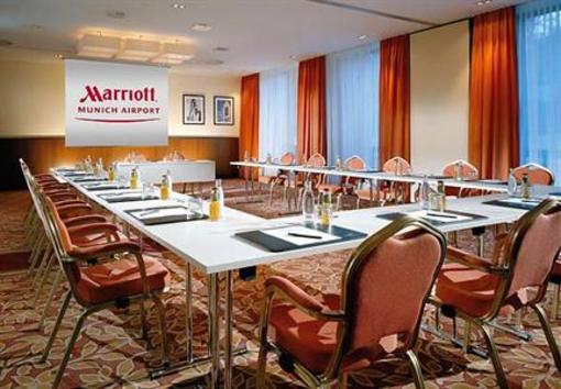 фото отеля Marriott Munich Airport