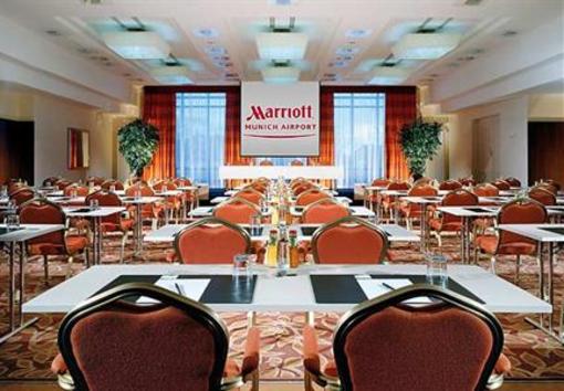 фото отеля Marriott Munich Airport
