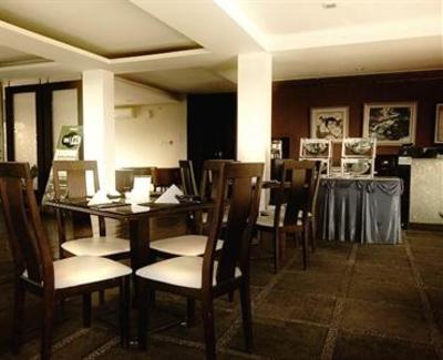 фото отеля Hotel Boutique Pesona Cikarang
