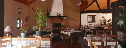 фото отеля Auberge Des Pres Calans