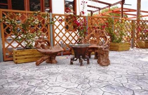 фото отеля Almiriki Hotel Mastichochoria