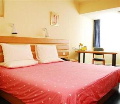 фото отеля Home Inn Wuhan Jianshe Avenue Qingnian Road
