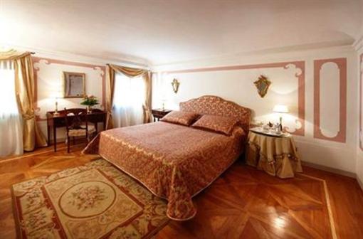 фото отеля Villa Contarini Nenzi Hotel