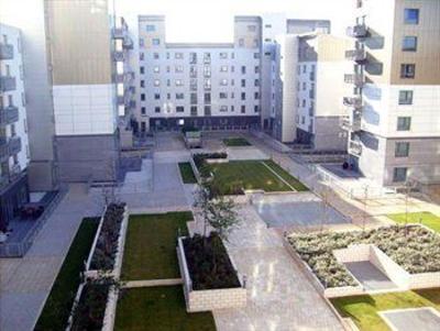 фото отеля Hot-el-apartments Edinburgh Waterfront