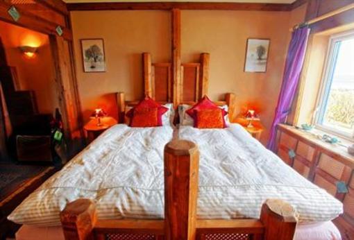фото отеля Ferndale Guesthouse & Restaurant