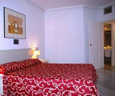 фото отеля Sevilla Suites Mairena del Aljarafe