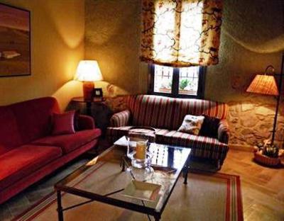 фото отеля Hotel St. Jordi Montbrio del Camp