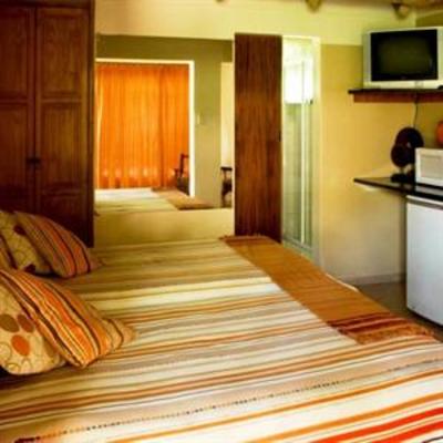 фото отеля Selati 103 Guest Cottages