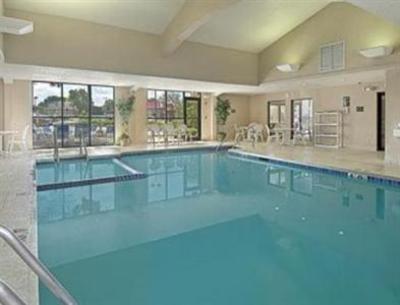 фото отеля Super 8 Wausau