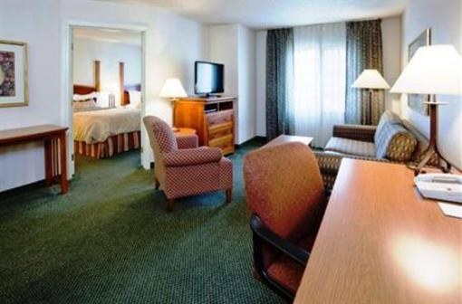 фото отеля Staybridge Suites Minneapolis Maple Grove