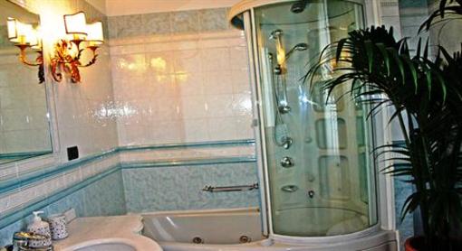 фото отеля Villa Orphea Bed and Breakfast Milan