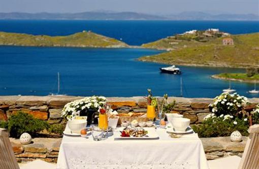 фото отеля Aigis Suites