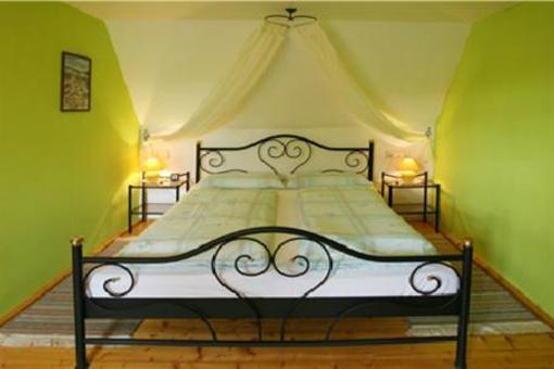 фото отеля Wörners Schloss Weingut & Wellness Hotel Prichsenstadt