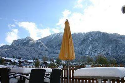 фото отеля Hotel Arnika Oberammergau