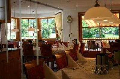 фото отеля Hotel Arnika Oberammergau