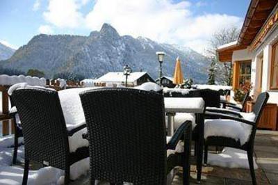 фото отеля Hotel Arnika Oberammergau