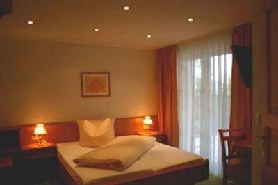 фото отеля Hotel Arnika Oberammergau