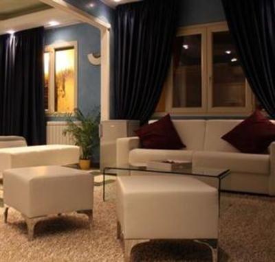 фото отеля Central Room & Breakfast