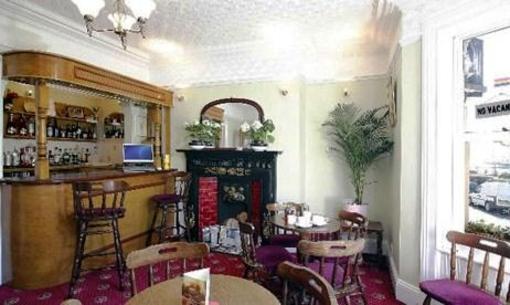 фото отеля Ambassador Hotel Brighton