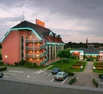 фото отеля Hotel Restaurant La Tour Romaine