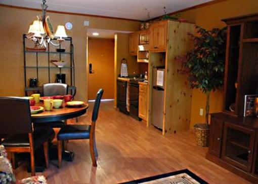 фото отеля Mountain Village Inn Condominiums