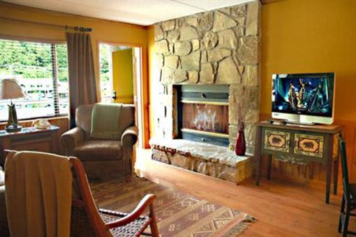 фото отеля Mountain Village Inn Condominiums