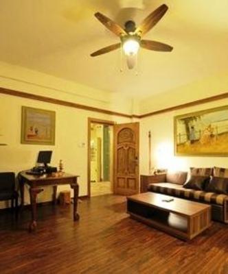 фото отеля Hualang Hostel