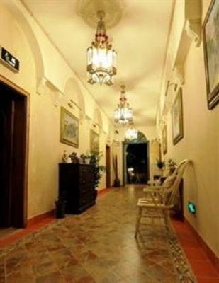 фото отеля Hualang Hostel