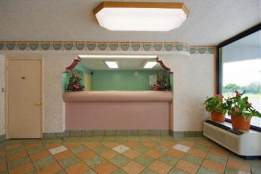 фото отеля Americas Best Value Inn Tillmans Corner