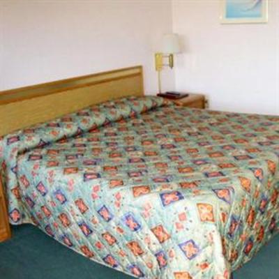 фото отеля Newport Bay Motel