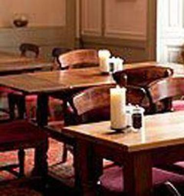 фото отеля Kings Arms Hotel Melksham