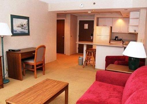 фото отеля Quality Inn & Suites Riverfront