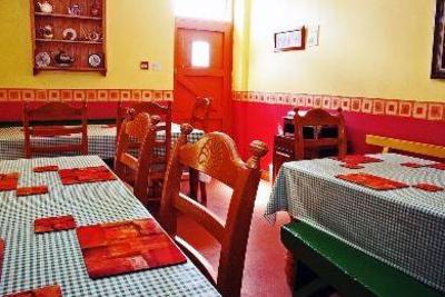 фото отеля Slane Farm Hostel