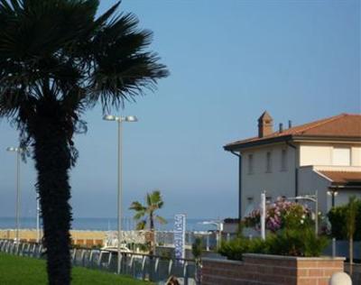 фото отеля Appartamenti Villa Livia