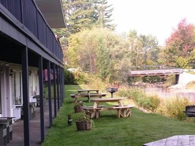 фото отеля Hillwinds Lodge