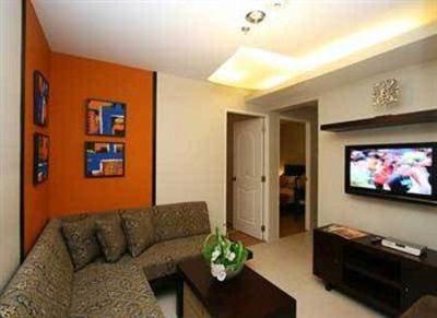 фото отеля Goldland Millenia Suites Pasig City
