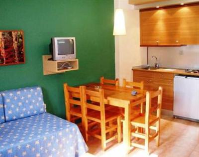 фото отеля Apartamentos La Solana Vall de Boi