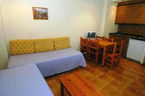 фото отеля Apartamentos La Solana Vall de Boi